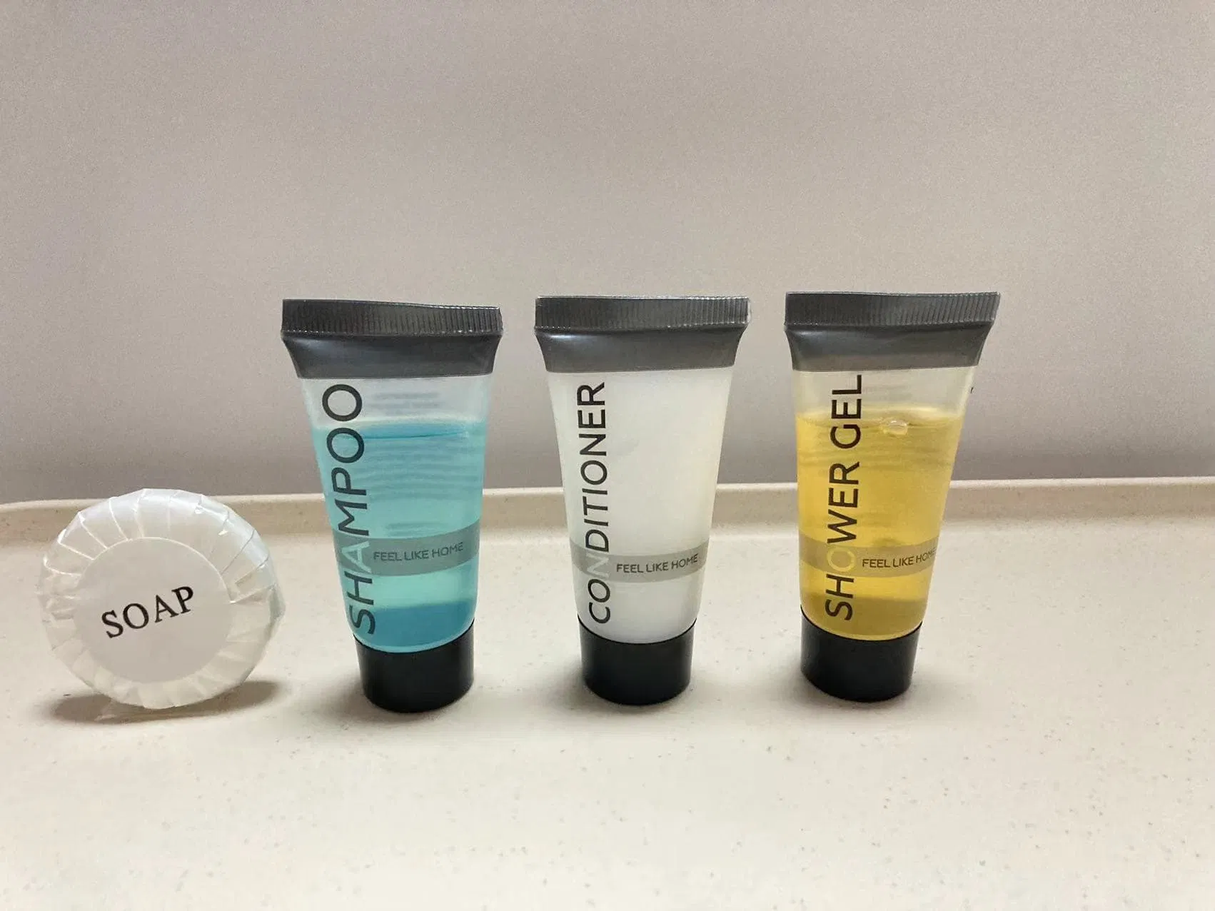 Customized Eco Friendly Hotel Amenity Disposable Hotel Toiletries Dental Kit