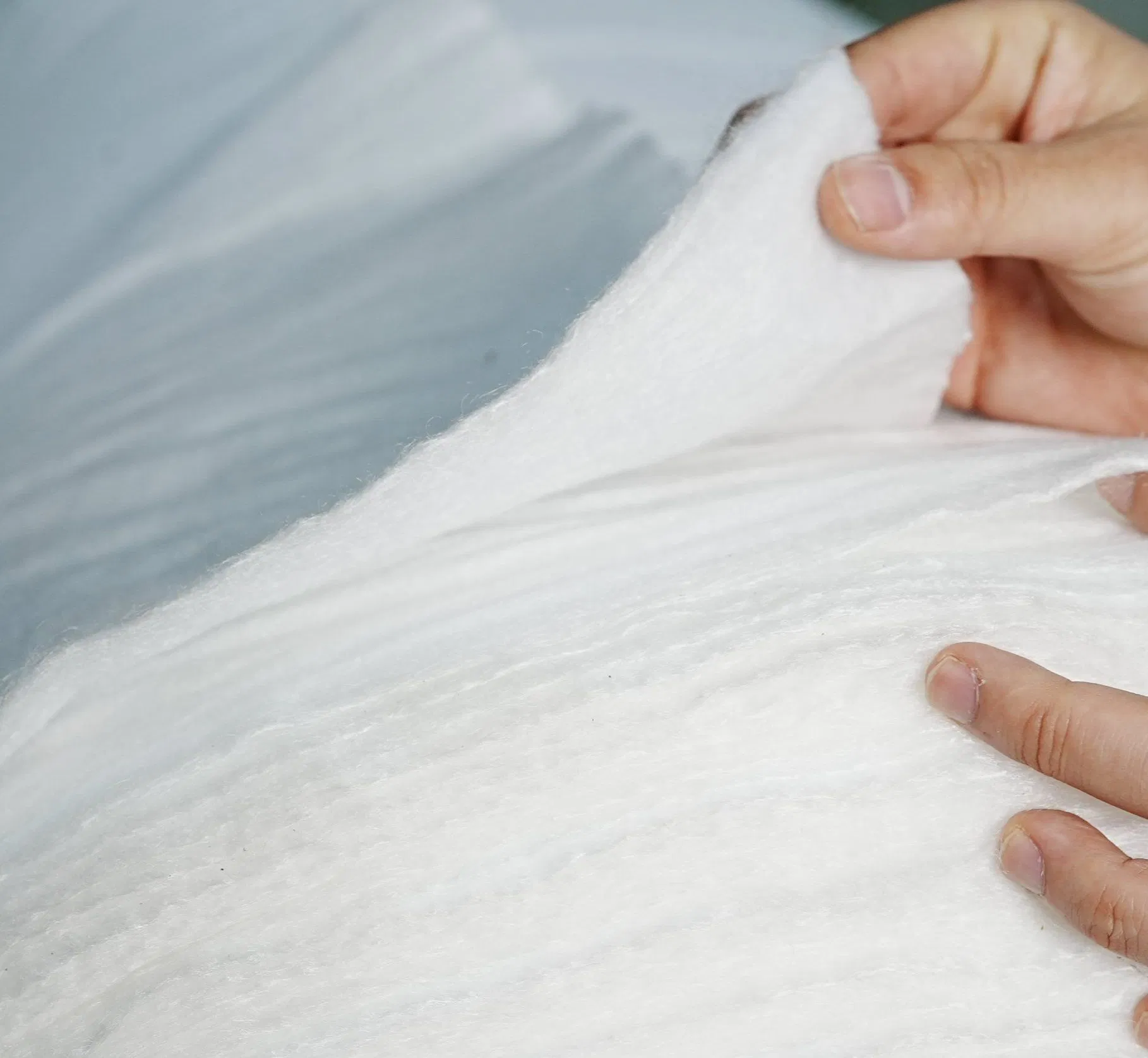 100-800G/M2 Polypropylene/Polyester Fabric Construction Material White/Black PP Pet Non-Woven Geotextile Fabric for Soil Separation and Drainage