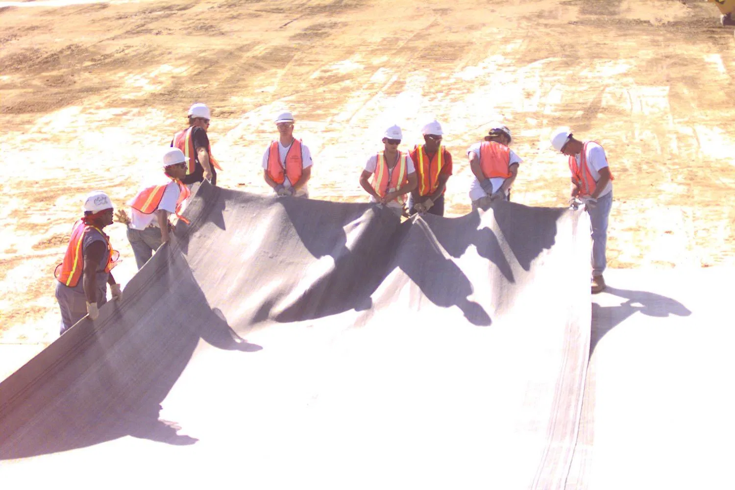 ASTM Bentonite Waterproofing Blanket Mat/Geosynthetic Clay Liner Gcl for Landfills