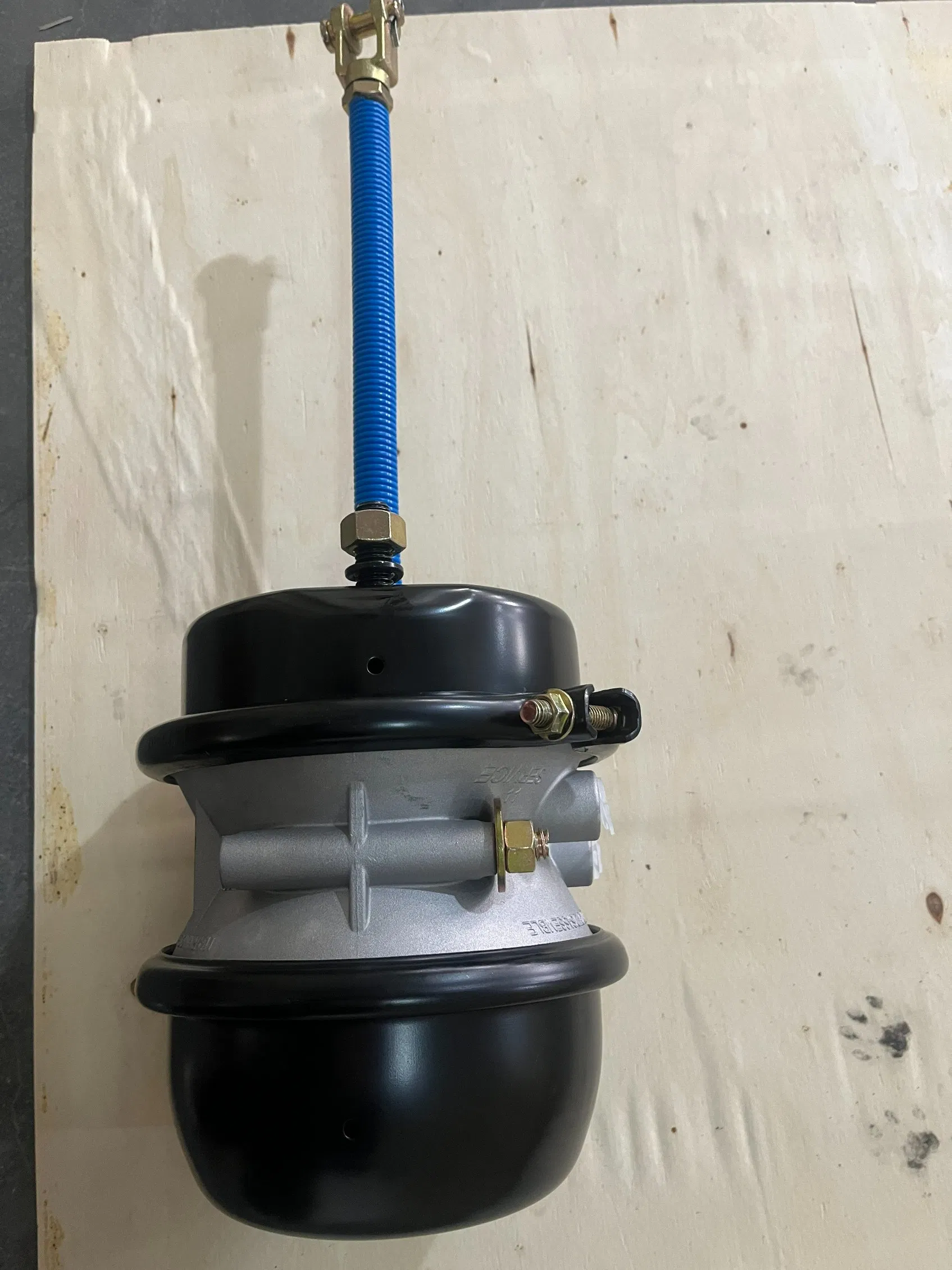 Тормозная камера EBC3030CPLBX для грузовиков