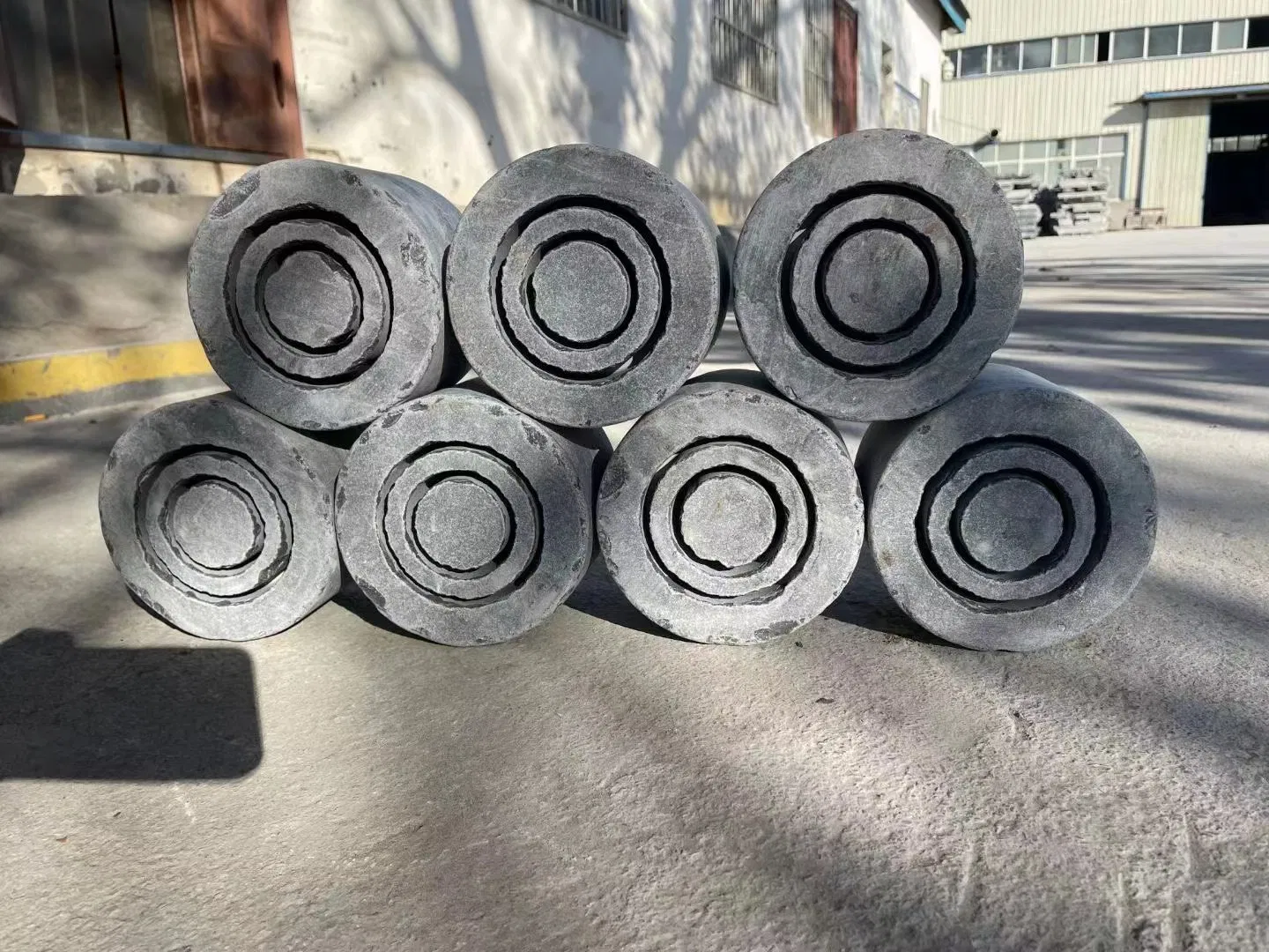Black Grass Planting Stone Pavement for Parking Lot &Garden