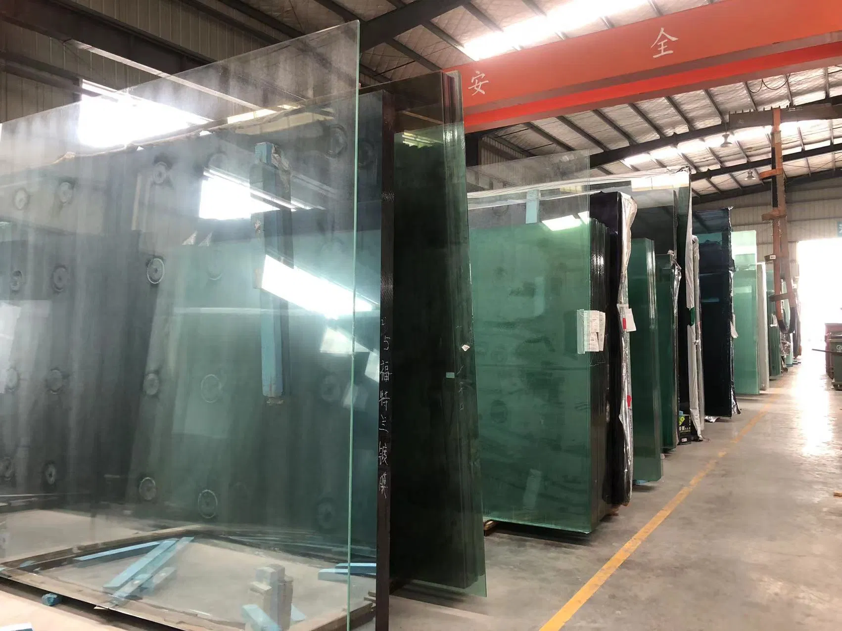 Top 6mm Ultra Clear White Silkscreen Tempered Glass Factory