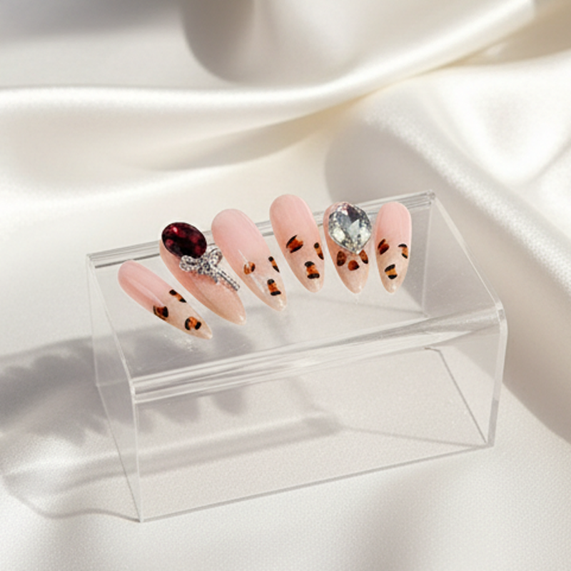 Chic Leopard Print Press-on Nails with Gemstone Bowknot
