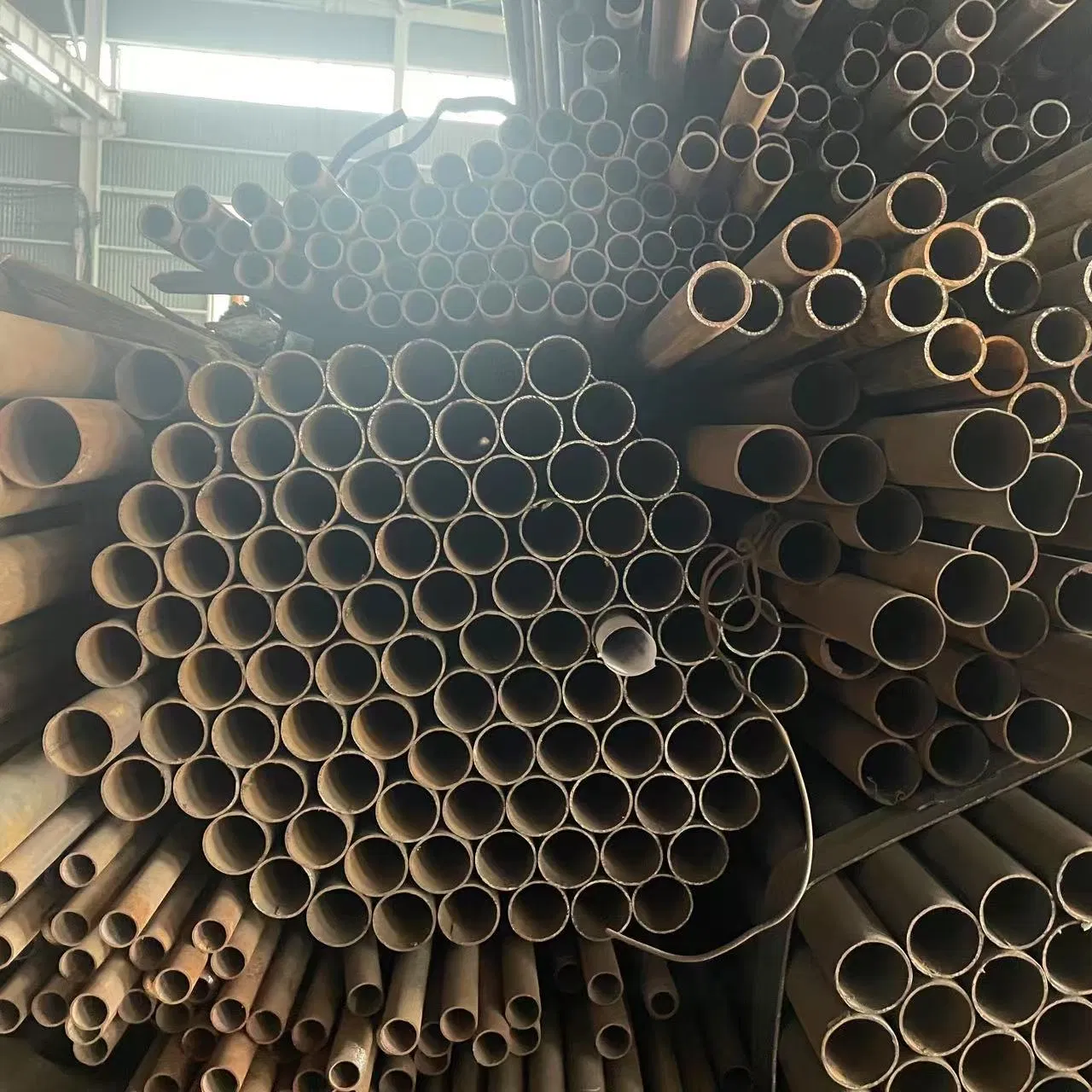 High Strength Q235B Carbon Steel Tube Q355b Welded Pipe Straight Seam Certificate (BIS TISI KS SASO) Bending Cutting Processing