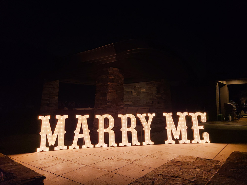 Custom Size Decorative Iron Light up Letters Sign Metal Bulb Alphabet Letter Lights Wedding Marquee Letter Light