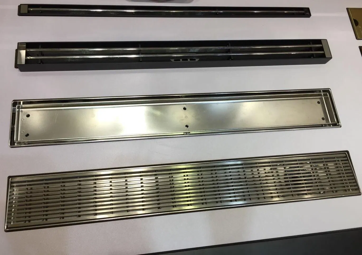 Дренаж для пола 10 см с фланцевой решеткой