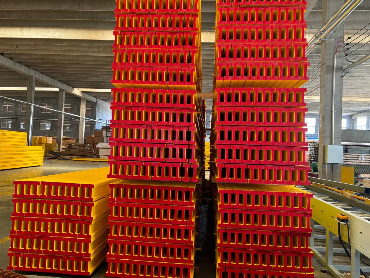 Timber Formwork Beam H20 or H16 for Formwork Systems and Concrete Molds