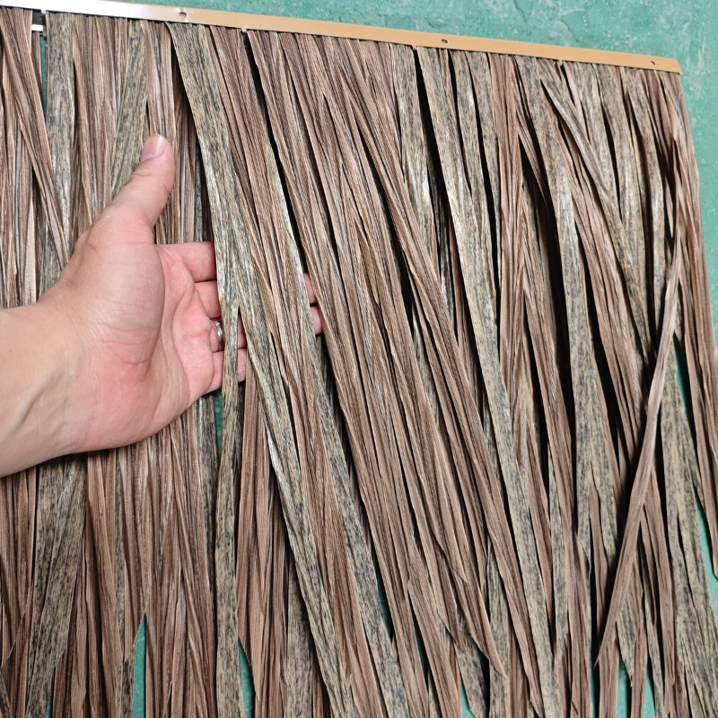 Weather Resistant Artificial Thatch Roof Tiles for Outdoor Shade