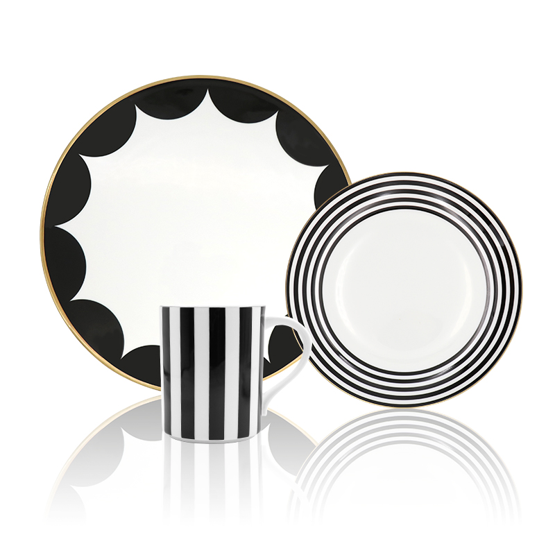 Gold Western Complete Dinnerware Luxury Dinner Set Bone China Luxury