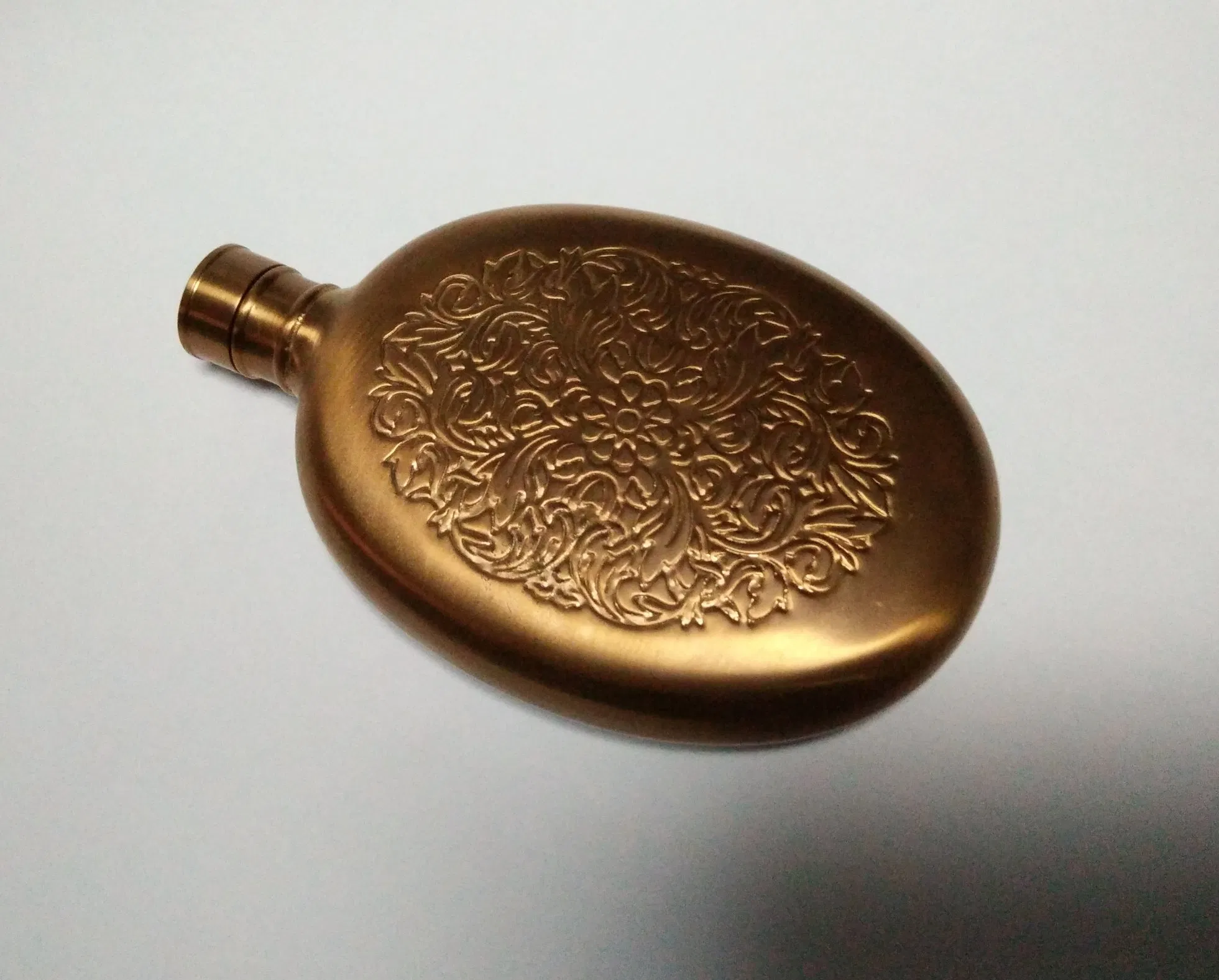Oval Shape Copper Hip Flask with Customized Pattern