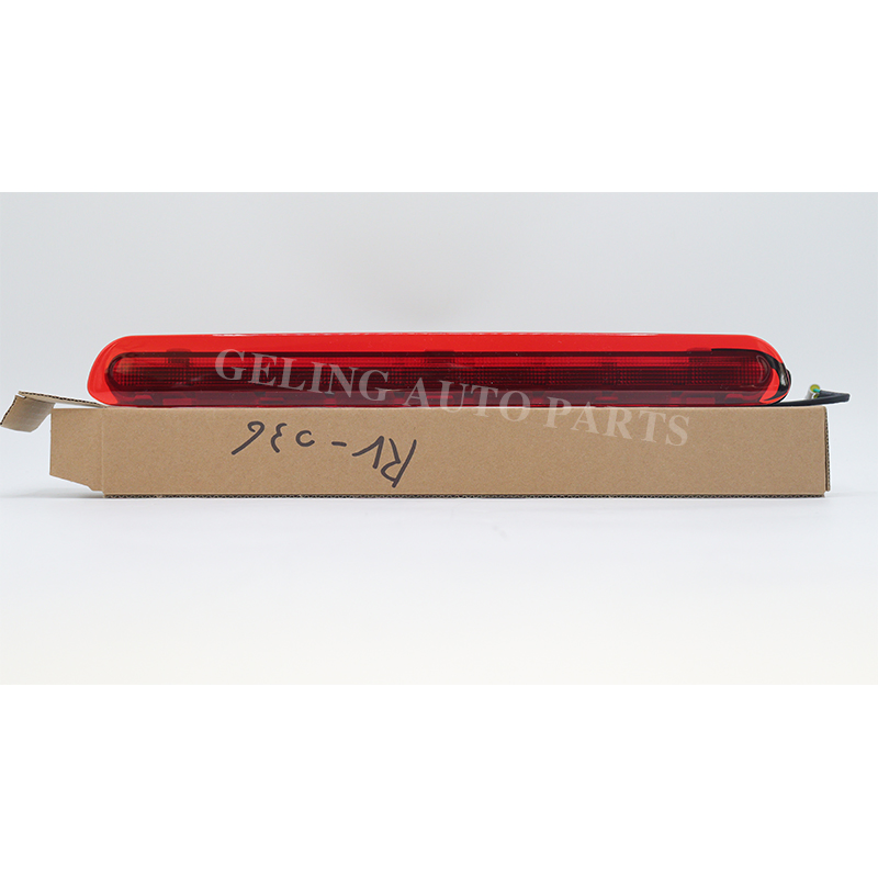 Стоп-сигнал задний для Toyota Hilux Revo 2015-2017