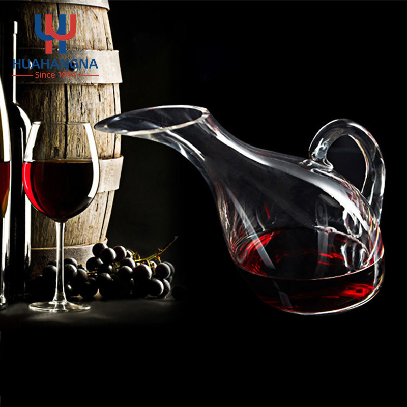 2000ml Large Size Mallard Handled Clear Glass Red and White Wine Carafe Manufacturers