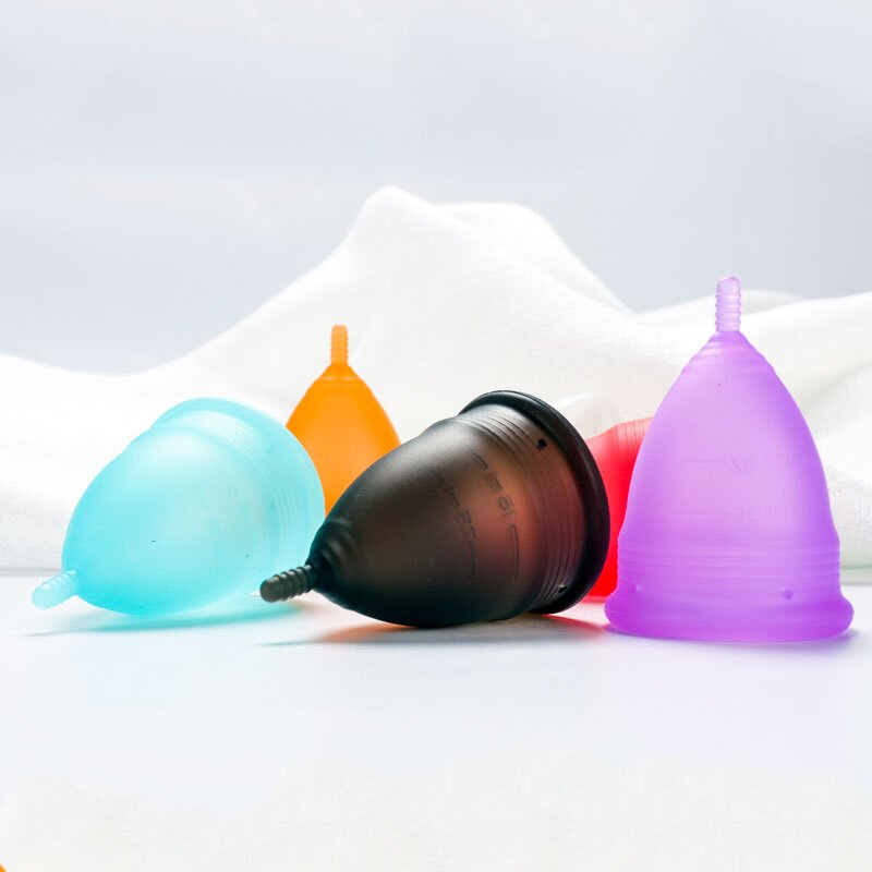 Menstrual Cup with Sterilizing Case BPA-Free Easy to Clean Medical Grade Silicone Period Cup for Daily Use
