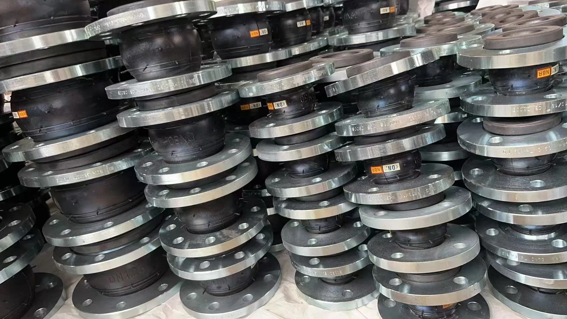Class 150 Flanged Connector EPDM Rubber Expansion Joint