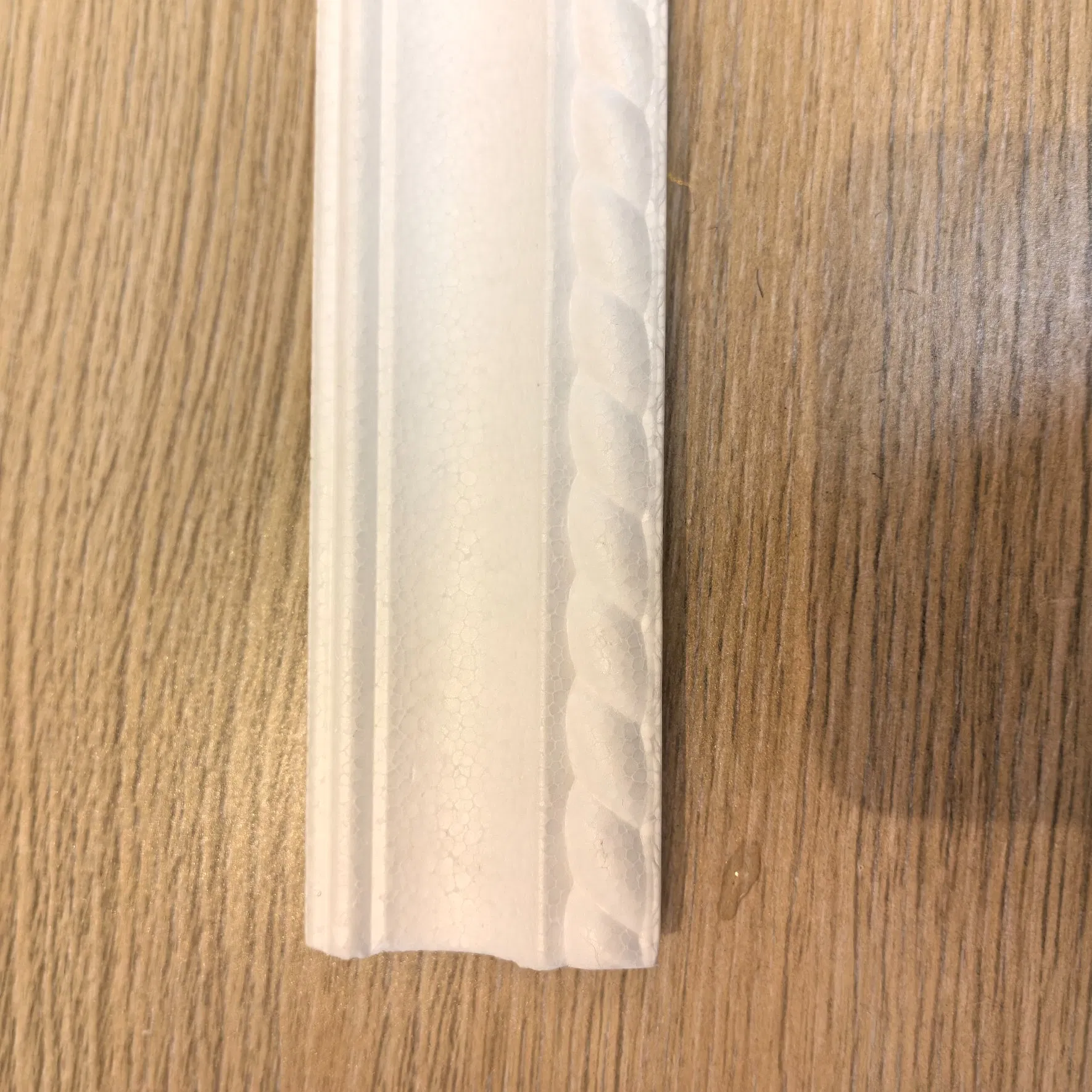 Popular Style EPS Foam Wall Cornice Coving Polystyrene Mouldings Gold PS Moulding