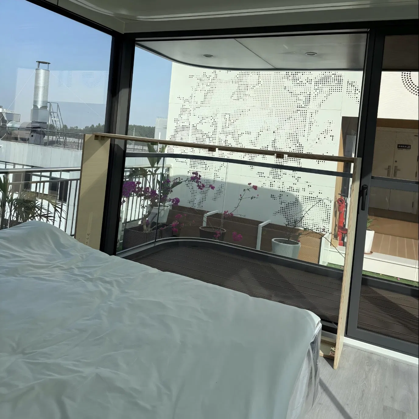 Luxury Modern Space Capsule House Prefab House Vessel House for Hotel