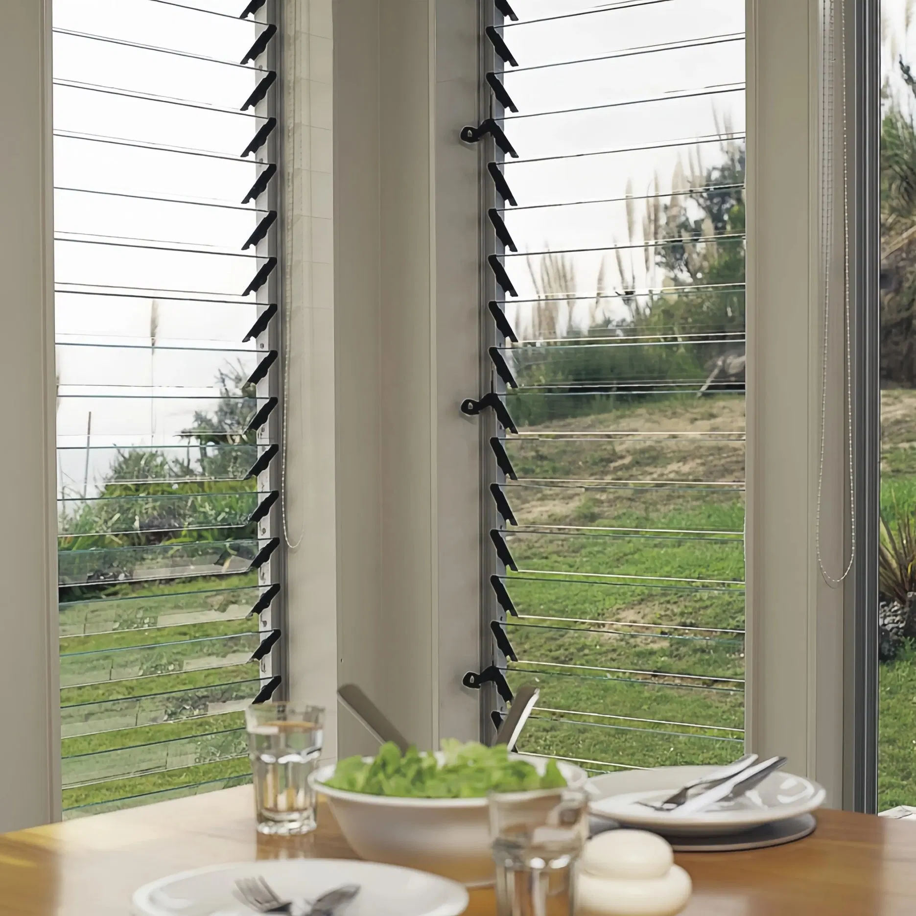 Customized Size Temperred Jalousie Morden Window Shutter Glass Louver with Factory Price