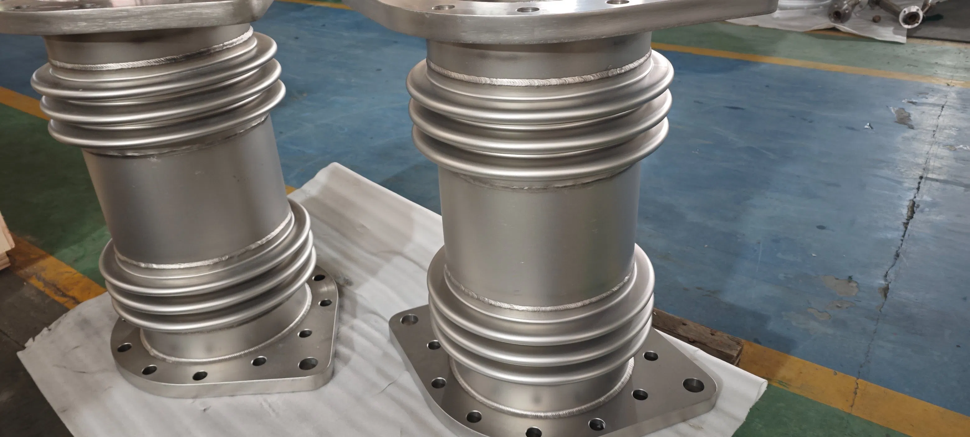 304/316L Stainless Steel Marine Grade Flanged Axial Metal Bellows Expansion Joint with Dnv/Lr/BV Certification