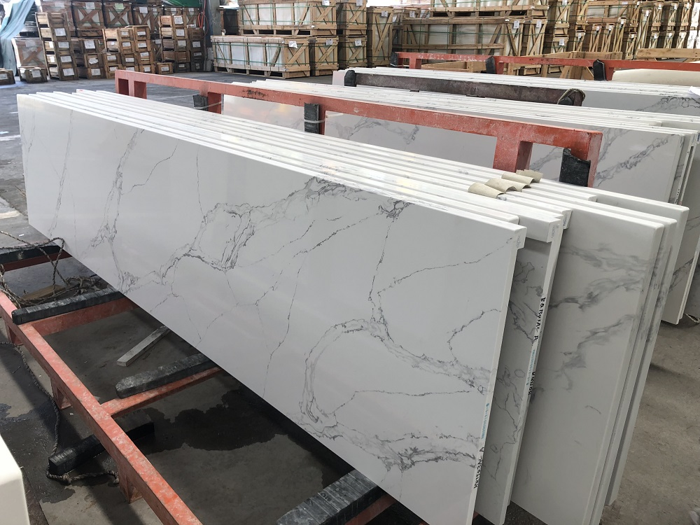 Solid Surface White Grain Engineered 20mm Thick Calacatta Quartz Stone Slab for Bar Vanity Kitchen Decoration Panel