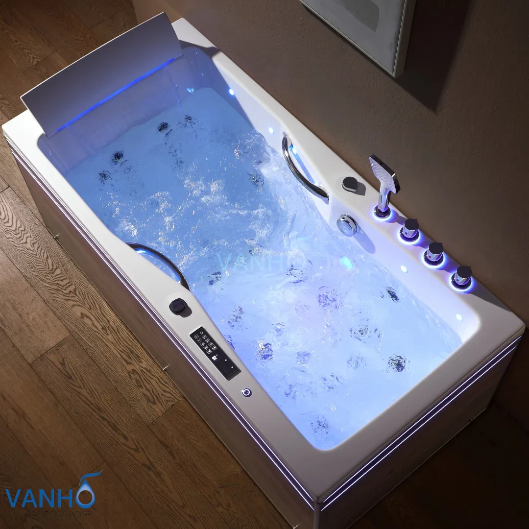 Угловая акриловая ванна с гидромассажем и пузырьками воздуха