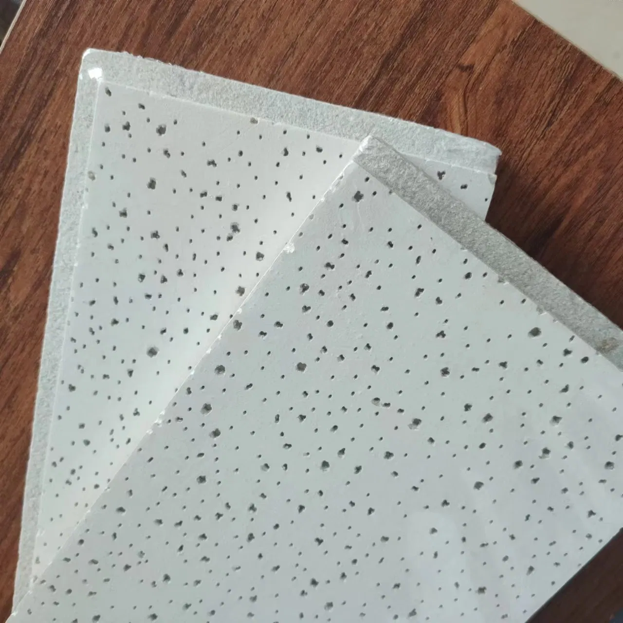 Environment Friendly Mineral Fiber Ceiling Panels