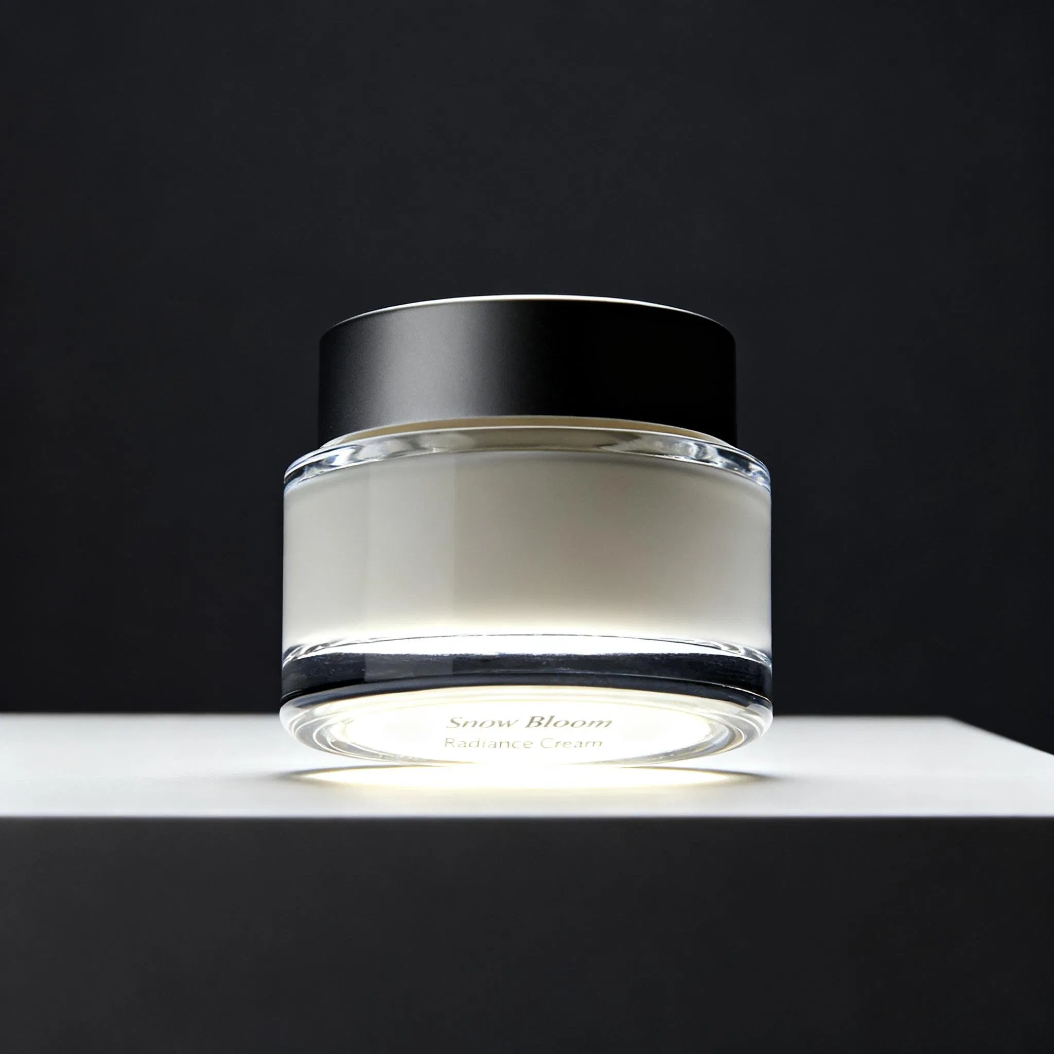 Ultimate Protective Coverage and Skin Brightening Makeup with Lotus Water Complex for Makeup Base Application