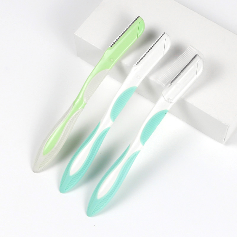 Professional Eyebrow Razor and Dermaplaning Kit for Women