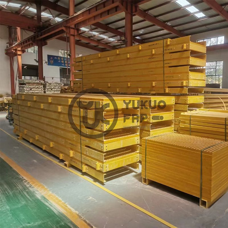 Chimney Fiberglass High Strength FRP Square Pipe Tube