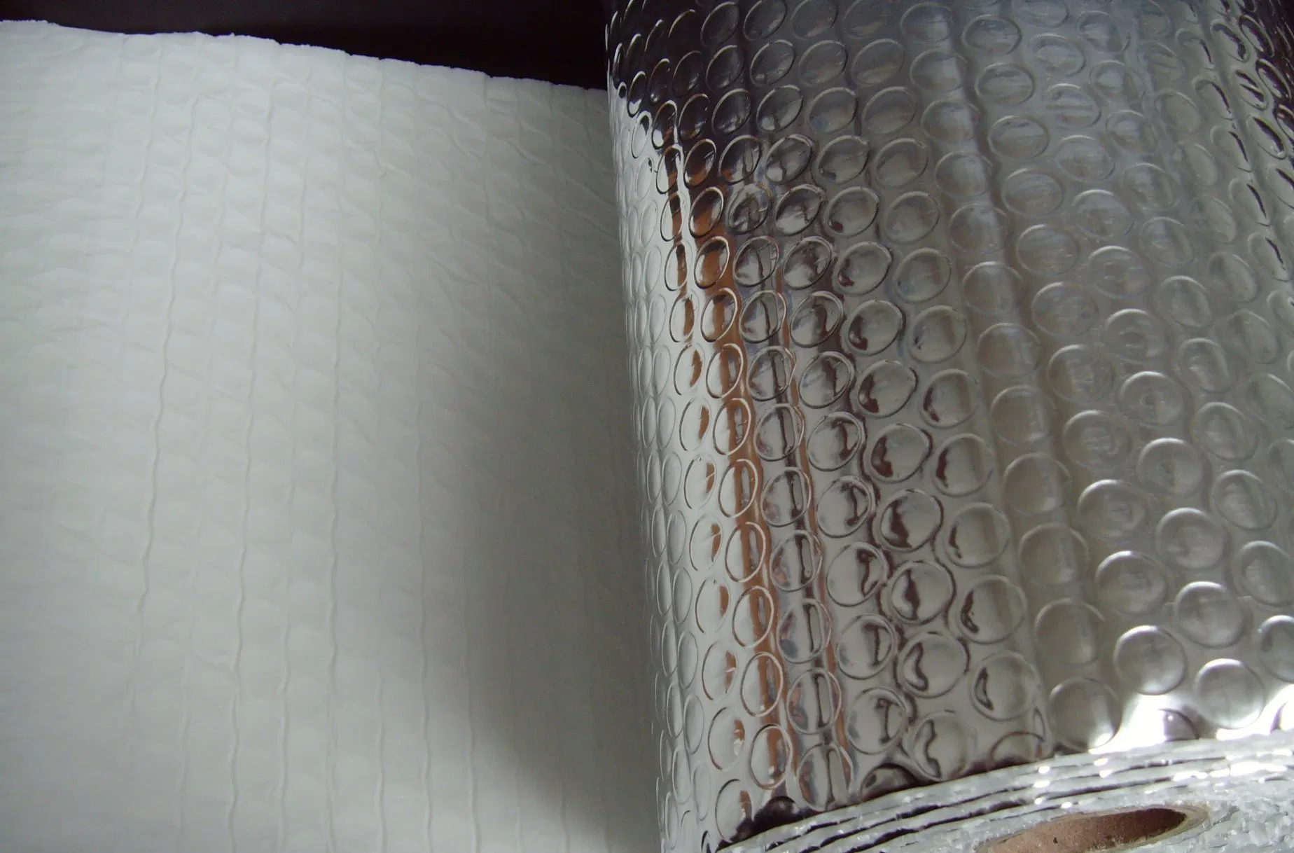 Alu Foil and MPET Film Air Bubble Fire-Resistant Coating Aluminium Bubble Foil Insulation