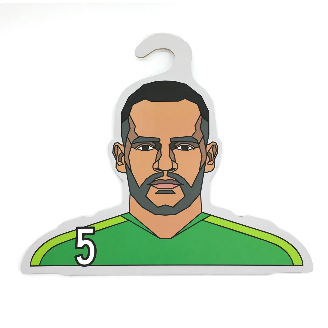 Бумажные вешалки с логотипом на заказ