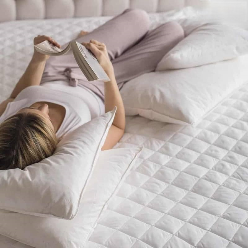 Microfiber Diamond Quilted Air-Permeable Waterproof Mattress Protector Cover with Deep Pocket