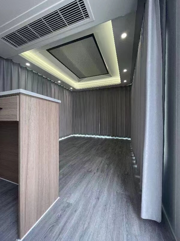 2024 Portable Prefabricated Mobile Steel Structure Building Apple Cabin Tiny Home Prefab House