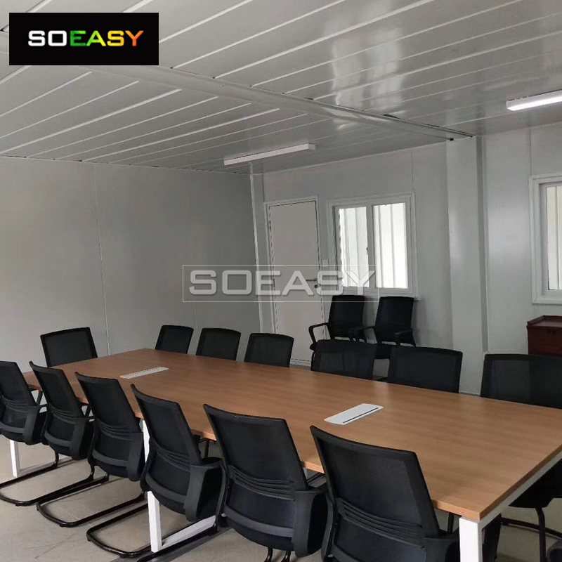 20 FT Luxury Prefab Light Steel Structure Sandwich Panel Wall Flat Pack Container House