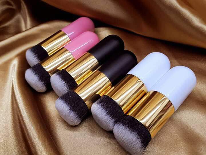 2017 New Cosmetic Makeup Brush Round Wooden Professional Cosmetics Brushes