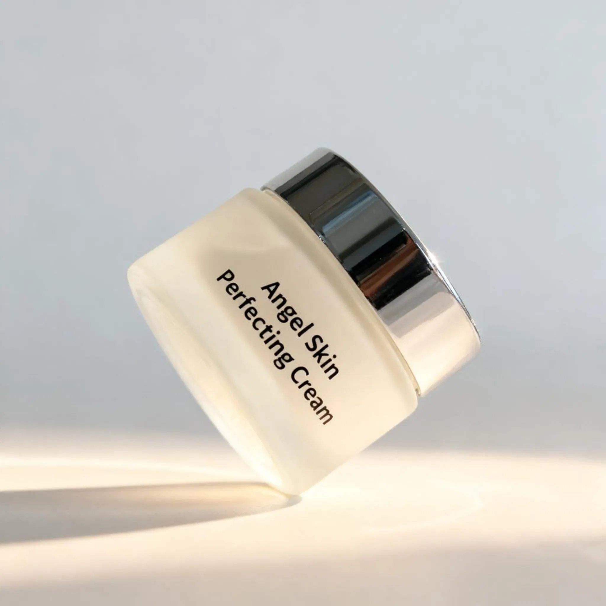 Color Adapting Coverage and UV Defense Makeup with Lotus Water for Intelligent Color Matching