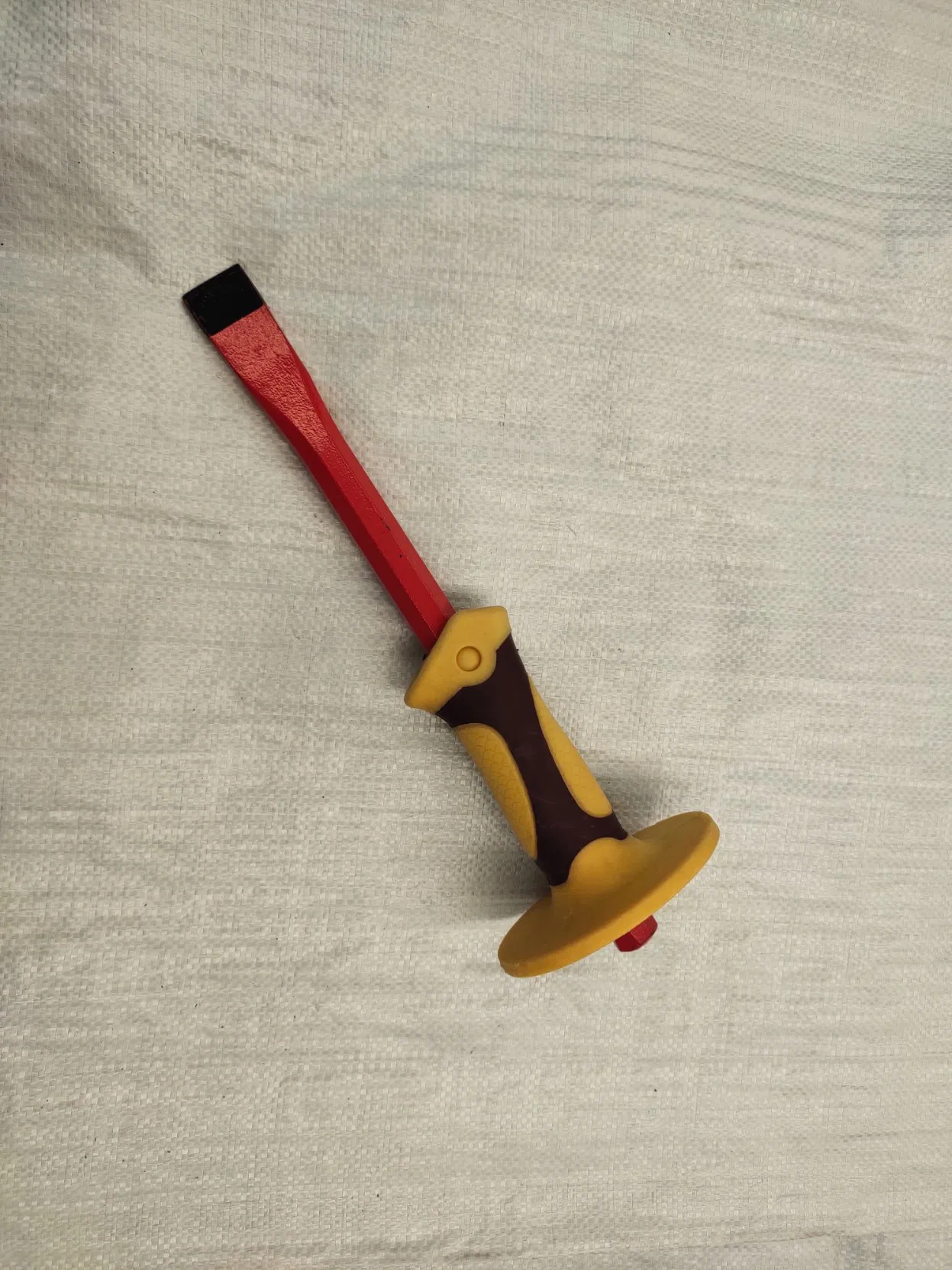 Долото пробойное резиновое качественное