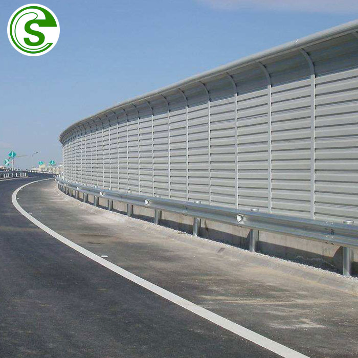 Green Residential Noise Barrier Walls Plexiglass Sound Absorption Barrier Fence