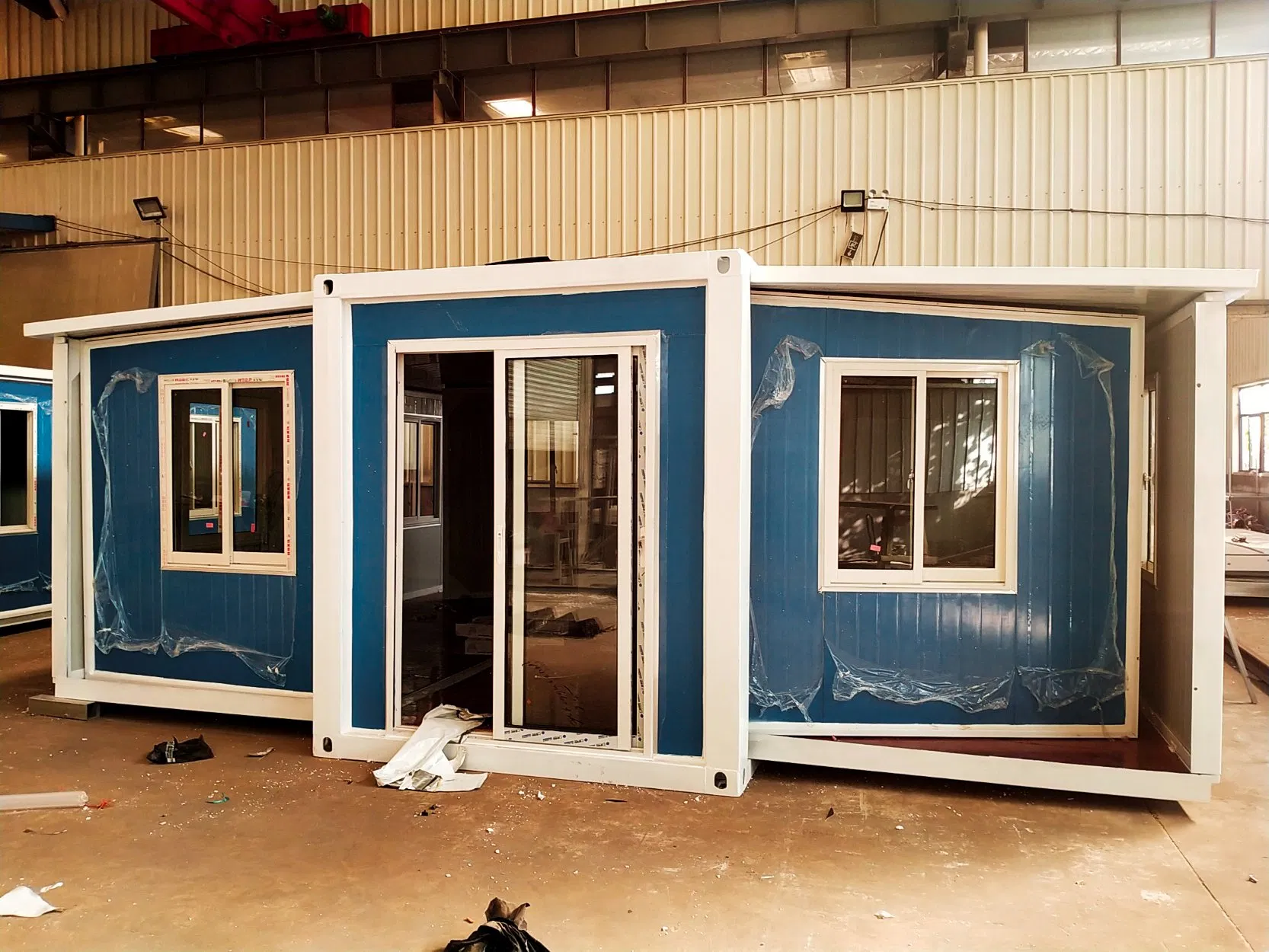 Modular Living Modern Design Expandable Container House Prefab Container Apartment Kit Price