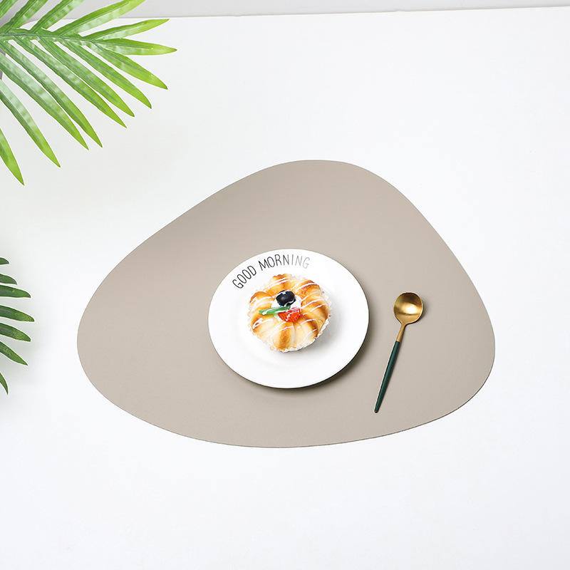 Nordic Style Waterproof Leather Triangle Placemat for Dining