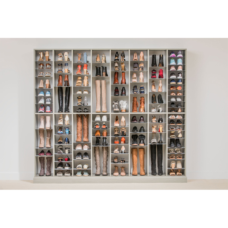 Компактный обувной шкаф с раздвижными дверцами