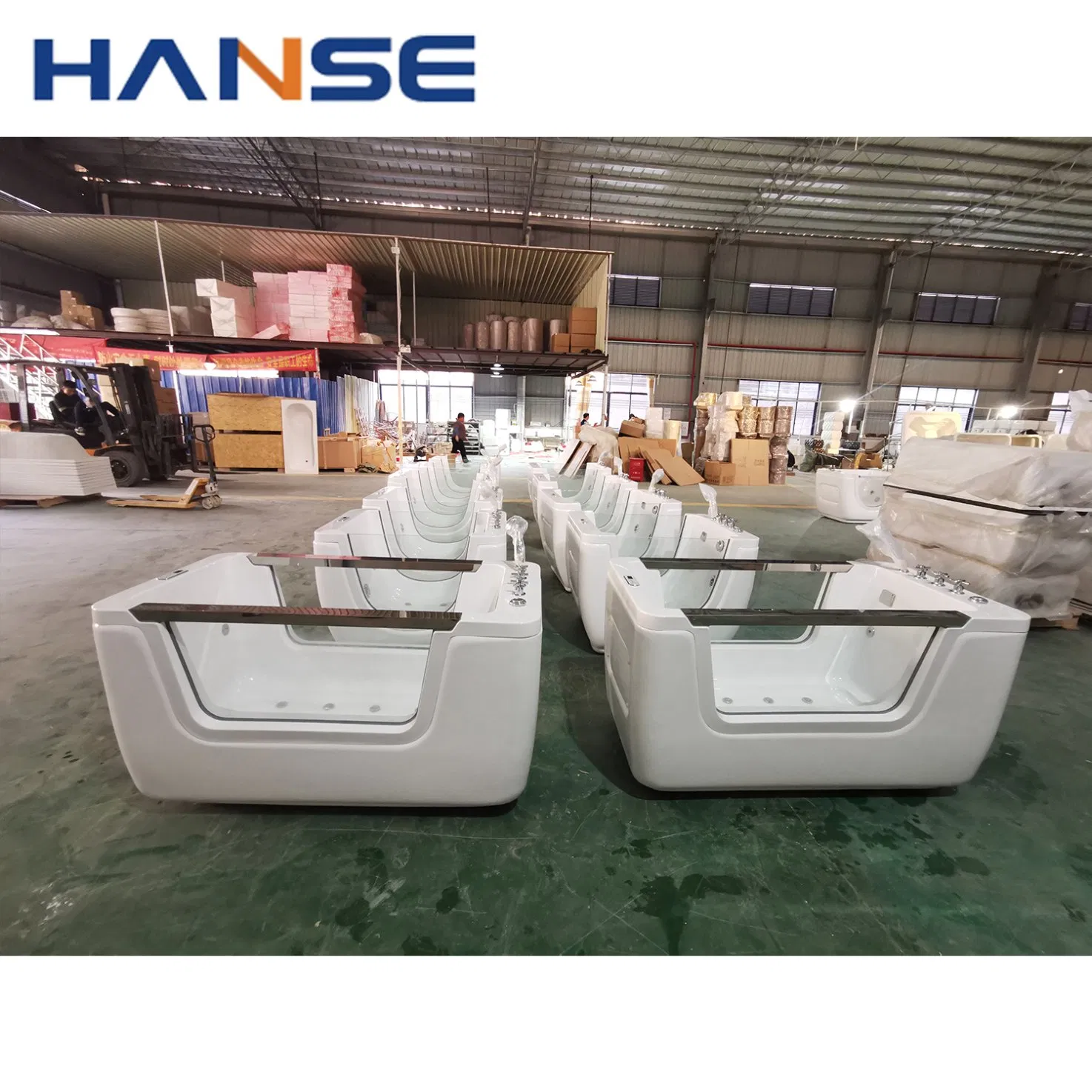 Детская акриловая ванна с гидромассажем и пузырьками