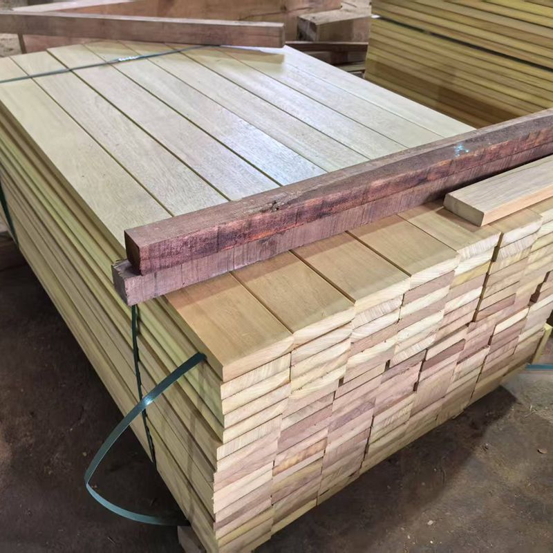 Wholesale Price of High-Quality Iroko Outdoor Decking /Outdoor Boards /External Solid Timber with Tongue &Groove