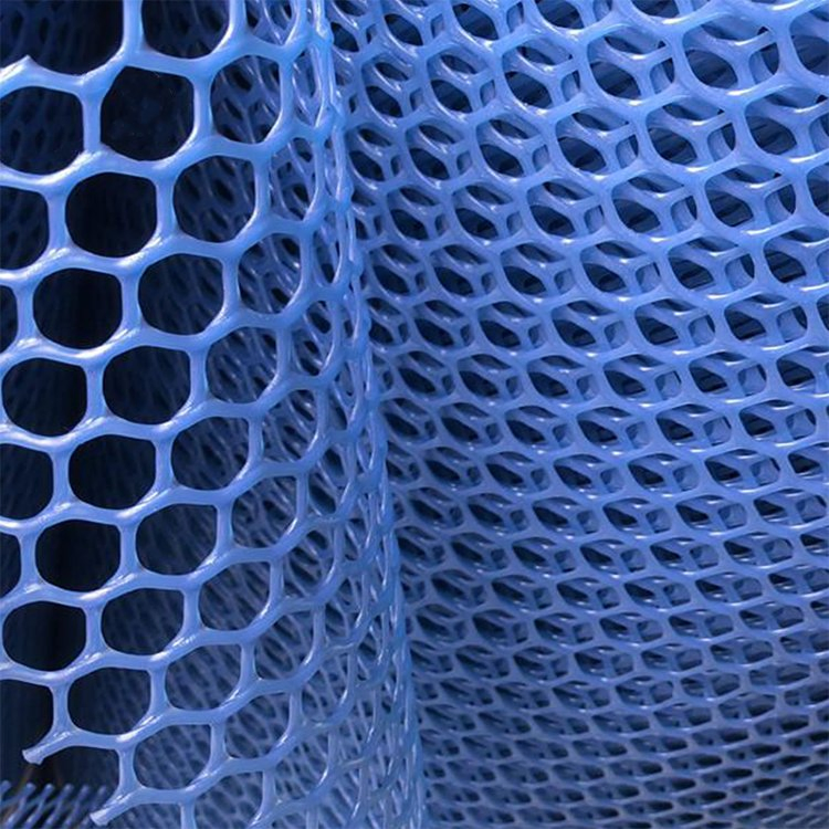 High Density Polyethylene HDPE Plastic Extruded Flat Net Screen Chicken Rigid PP Flat Netting Mesh Rolls Safety Fence