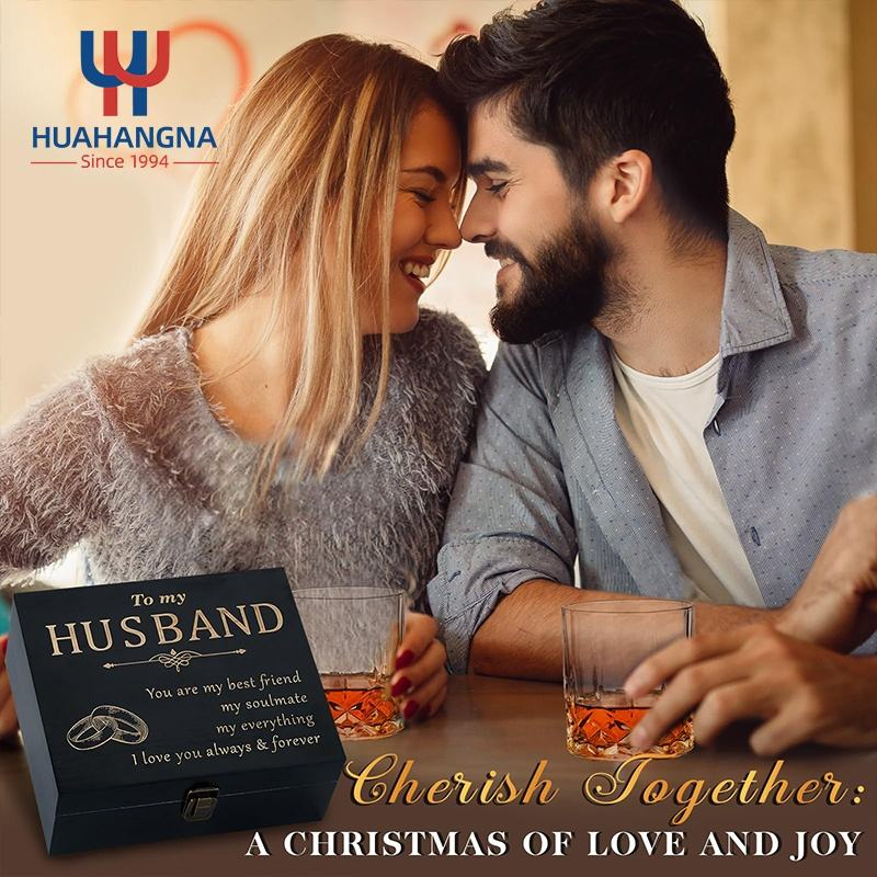 High Quality Quickly Stainless Steel Chilling Whiskey Cooling Ice Cube Stones Gift Set with Glass Wood Box Gift Set