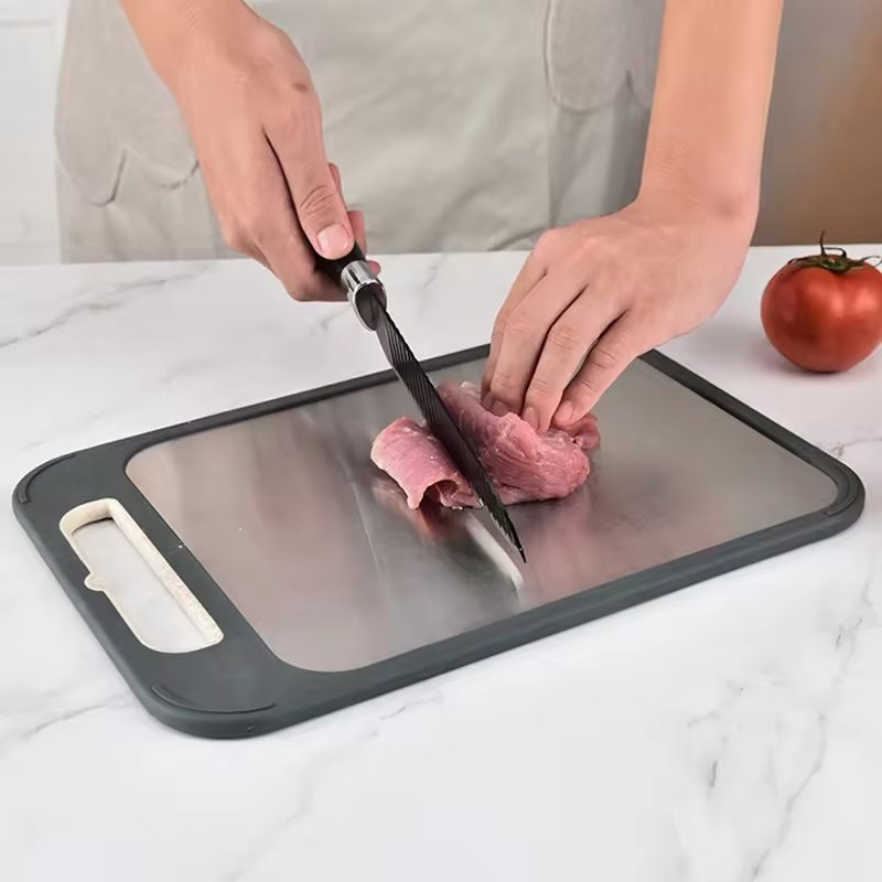 2025 Cheapest Wooden Cutlery Stainless Steel Grooved Cutting Board Set