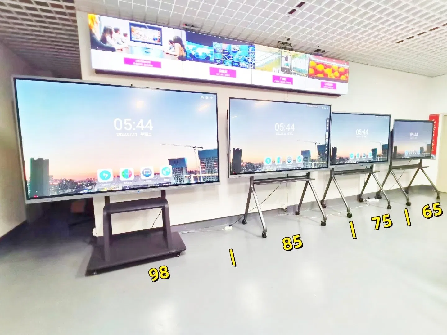 Interactive Whiteboard with Cloud Storage for Easy Access to Materials