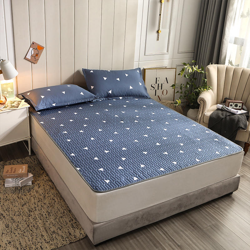 Waterproof Protectors Cheap Mattress Pad Blocks Dust Mites Motel Fitted Topper Beddings Three and Four -Pieces Suit