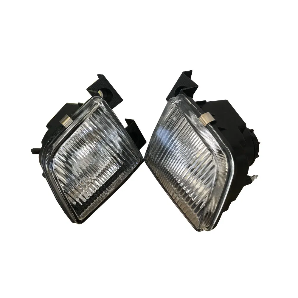 Противотуманная фара BOOST для Toyota Hiace 1994-1997