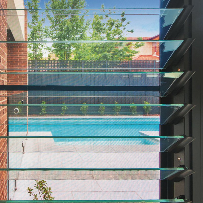Glass Panel Blinds with Tempered Glass Panel & Aluminum Frame for Buildings