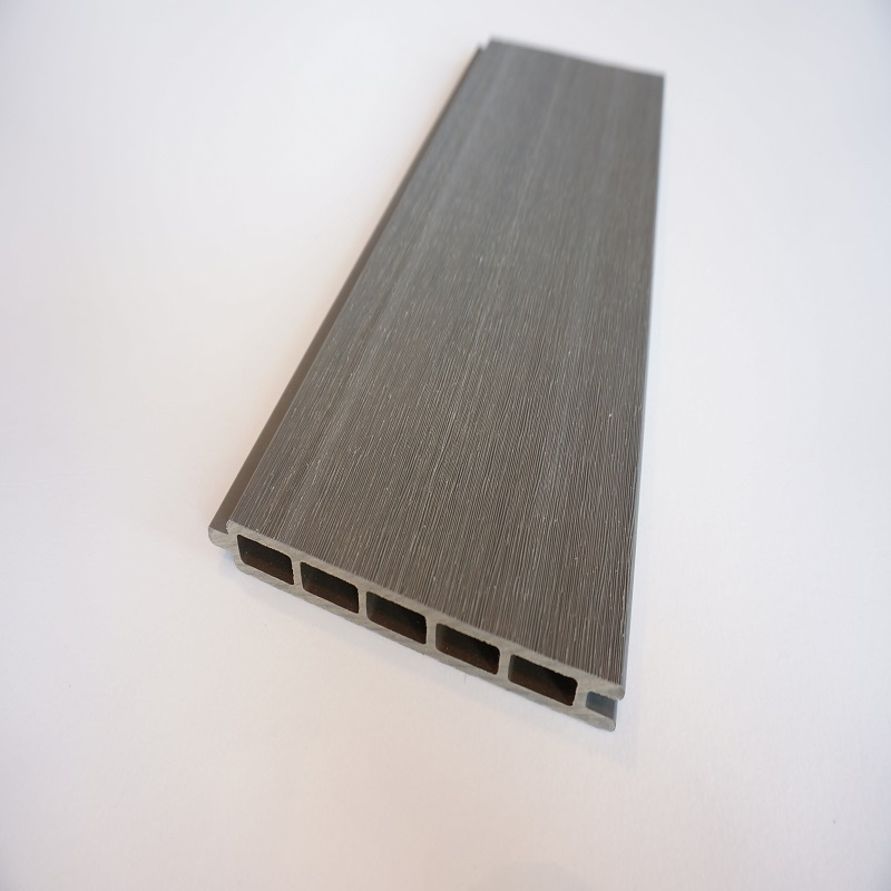 Outdoor Co-Extrusion New Generation Privacy Wood Plastic Garden Fence